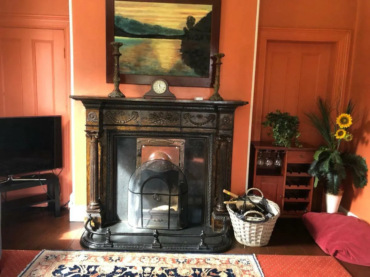 Galway Manor Banba House Sleeps 2-26 Villa 0*,  Irlanda